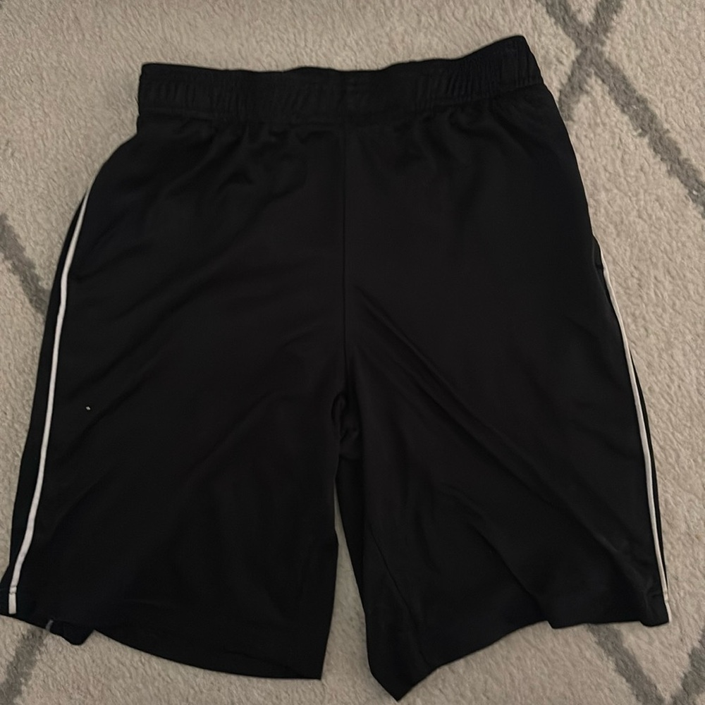 Puma basketball sports kids short, black with white stripes